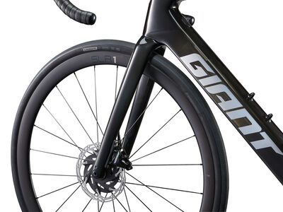 GIANT Defy Advanced E+ Elite 1 click to zoom image