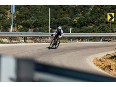 GIANT Rev Pro Mips Helmet Matt Black click to zoom image