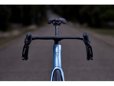 GIANT Contact SLR 1 Aero Integrated Handlebar click to zoom image