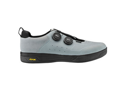 GIANT SHUTTLE CLIP BOA