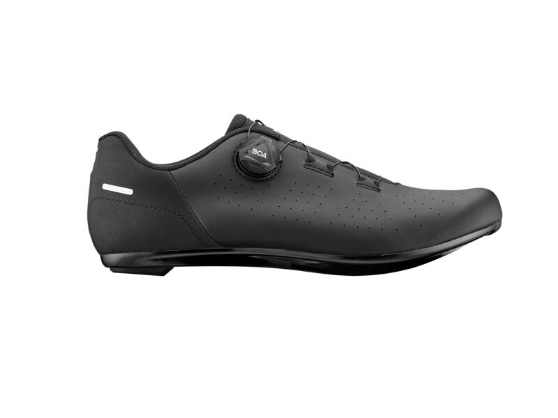 GIANT SURGE 3 Matte Black click to zoom image