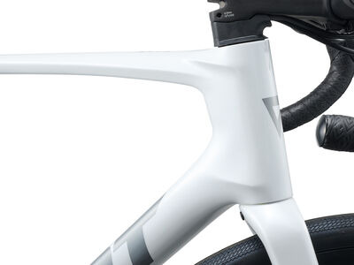 GIANT Defy Advanced 2 click to zoom image