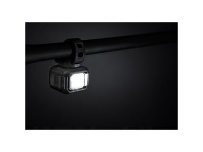 Moon Sport TITAN MINI (700lm) click to zoom image