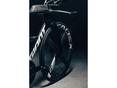 Cadex Aero 4 Spoke 1K Tubeless Disc-Brake DB RW HG & XDR click to zoom image