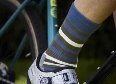 MADISON Roam Isoler Merino 4 Season Sock, black fade click to zoom image