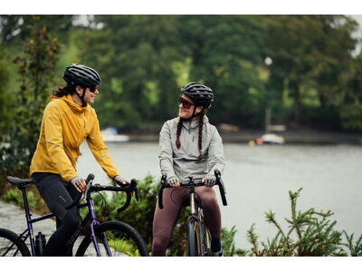 MADISON Roam Women's Lightweight Windproof Packable Jacket, golden yellow click to zoom image